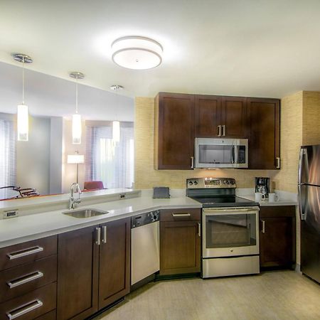 Residence Inn By Marriott Charlottesville Downtown Екстер'єр фото