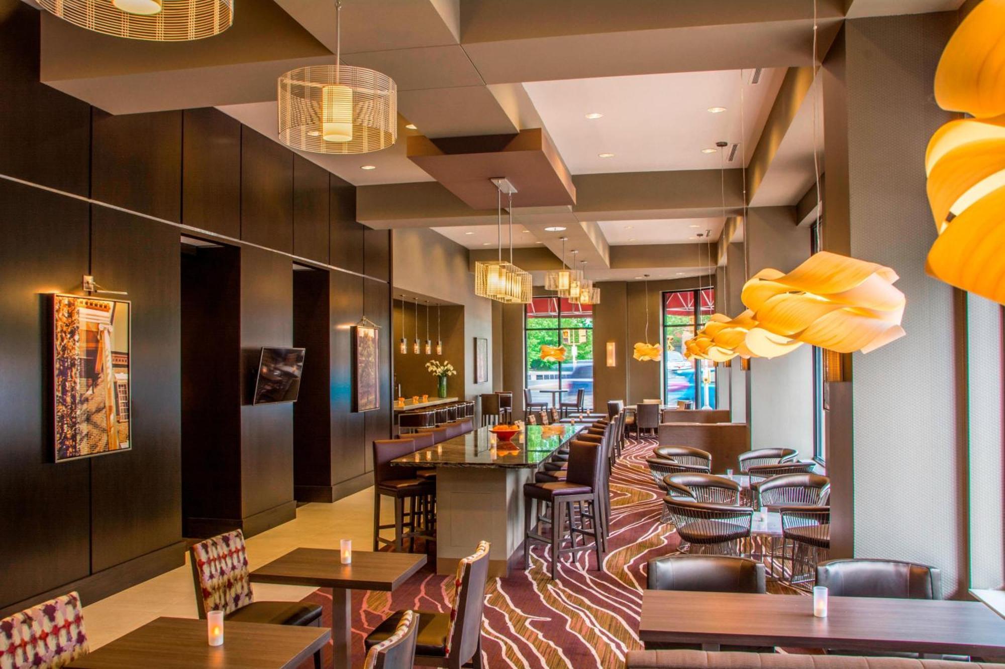 Residence Inn By Marriott Charlottesville Downtown Екстер'єр фото
