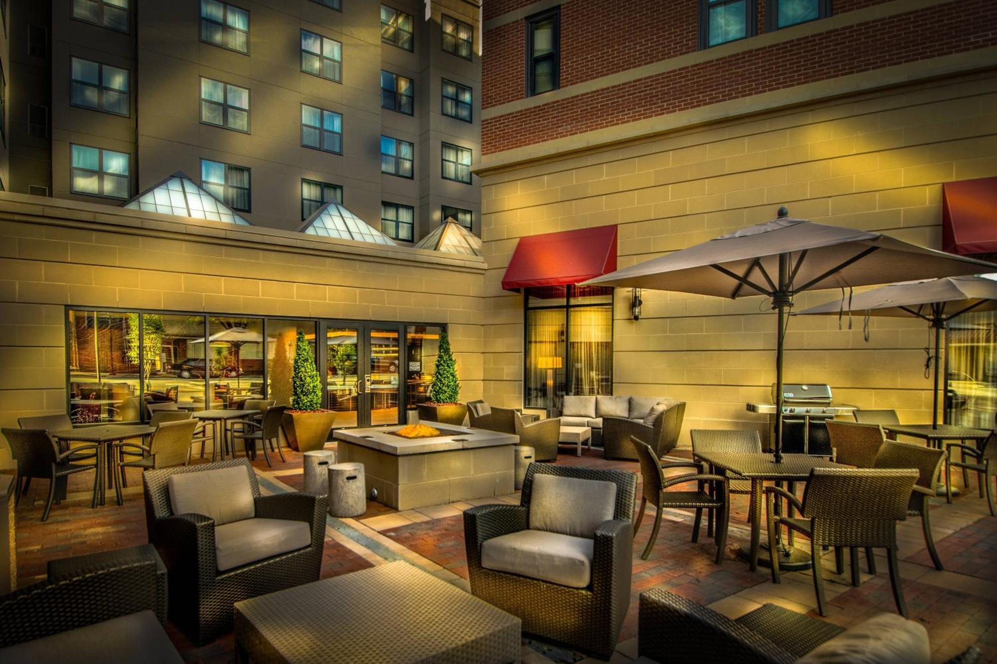 Residence Inn By Marriott Charlottesville Downtown Екстер'єр фото