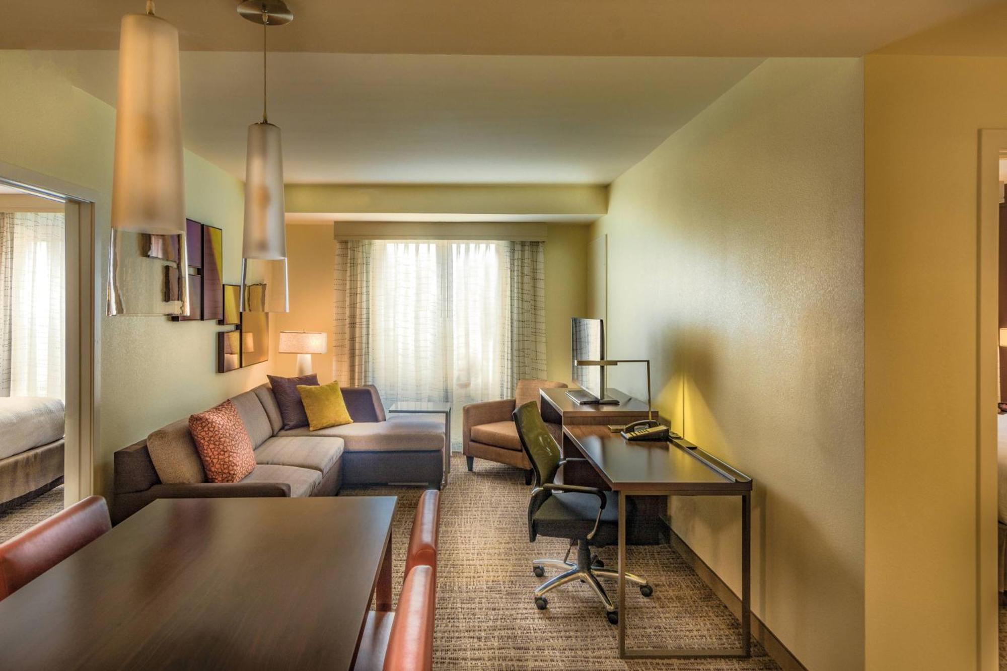Residence Inn By Marriott Charlottesville Downtown Екстер'єр фото