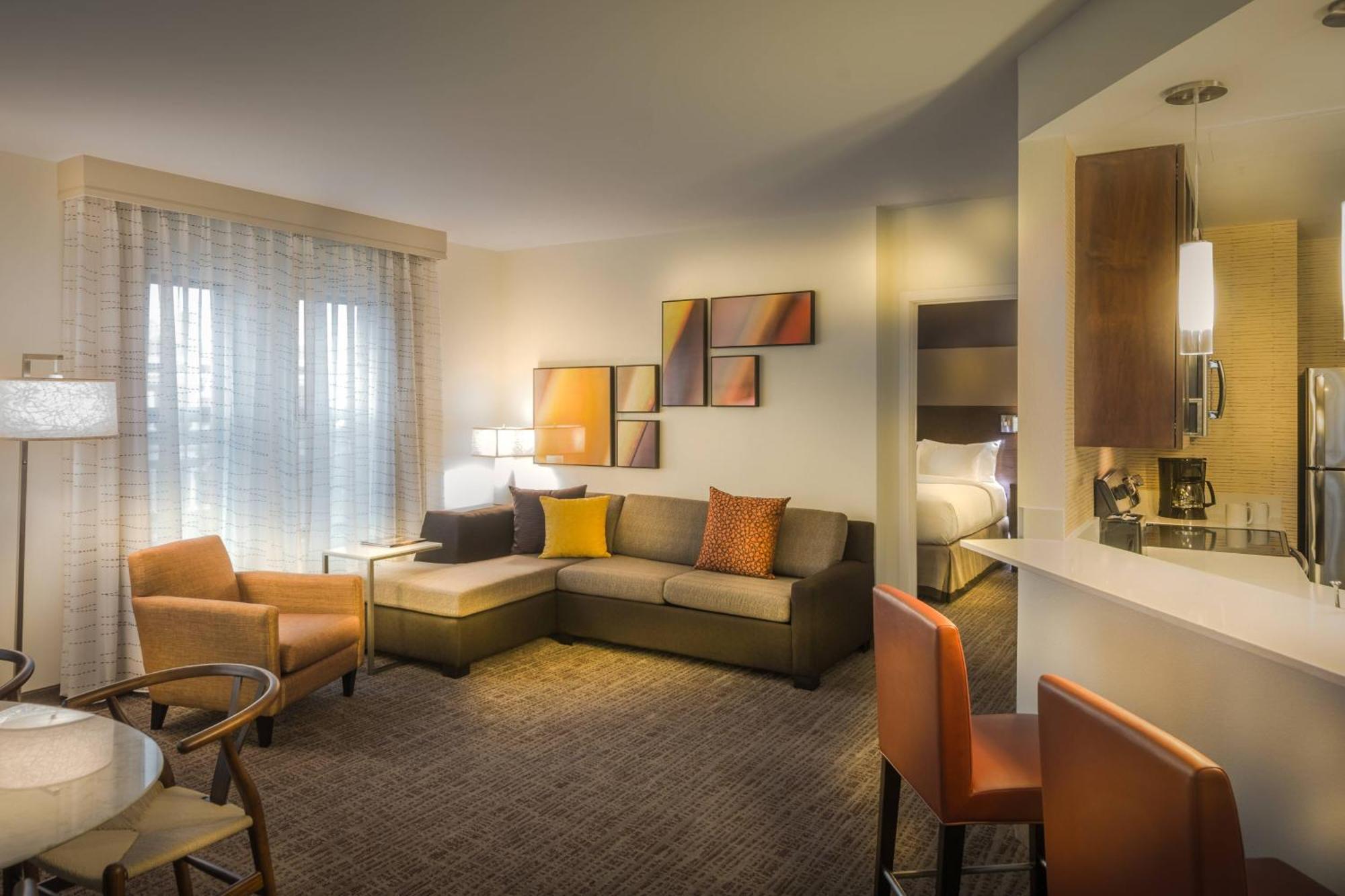 Residence Inn By Marriott Charlottesville Downtown Екстер'єр фото
