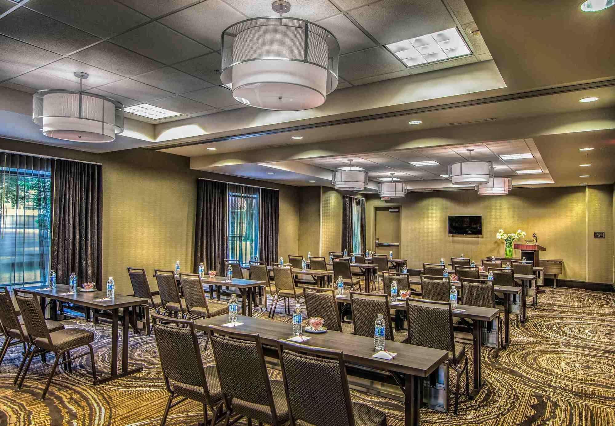 Residence Inn By Marriott Charlottesville Downtown Екстер'єр фото